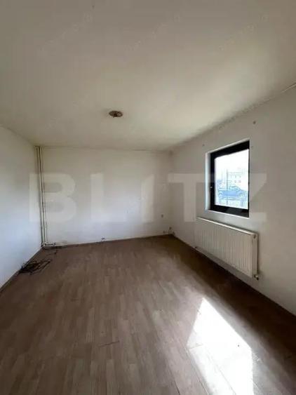 Casa individuala, zona centrala, 200mp, teren 1200 mp, Radauti - 9