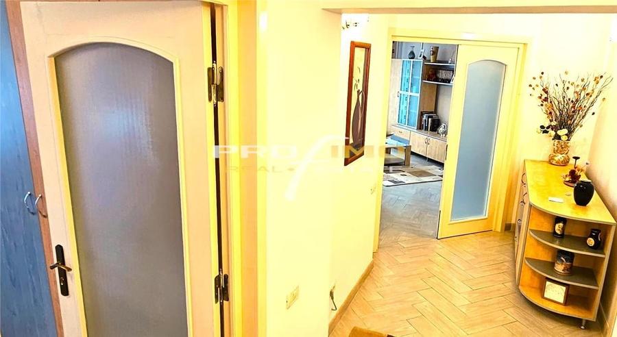 Apartament 3 camere, su.88mp.decomandat, CF.0, - Gara BCR - 13