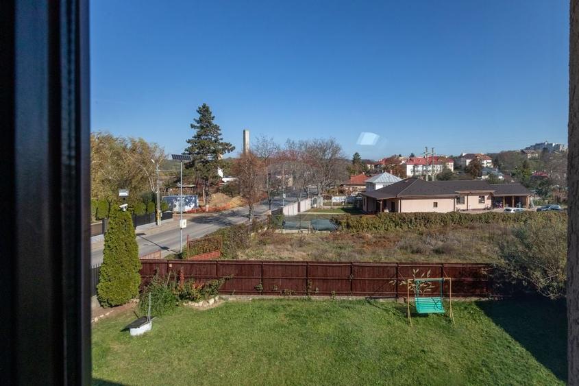 Vilă cu 7 camere de vânzare în zona Centrală Orașul  BUHUȘI - 42