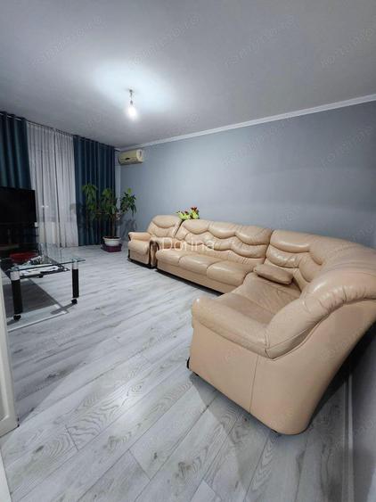 Ofer spre vanzare Apartament 3 camere decomandat Delfinului Ofer spre vanzare Apartament 3 camere decomandat Delfinului