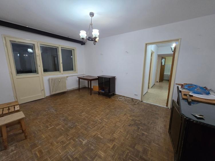 Berceni, pe strada Moldovita, - 17