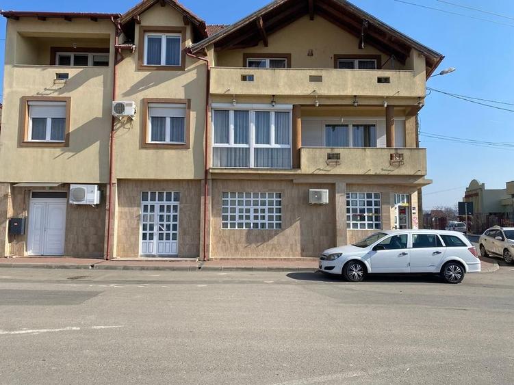 De vanzare casa in Lugoj pe strada INSULEI - 12