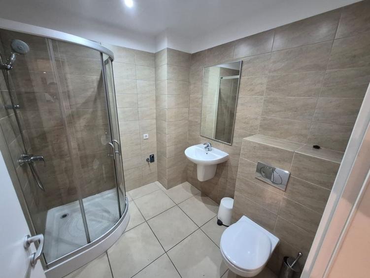 Apartament cu 2 camere decomandat în Exterior Vest