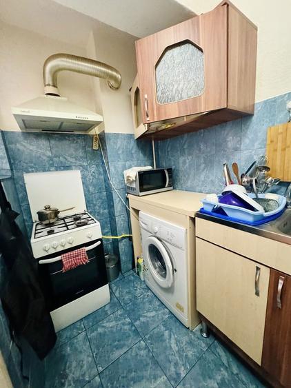 Garsoniera de Inchiriat Gara Nicolina 10 minute de Palas Mall - 4