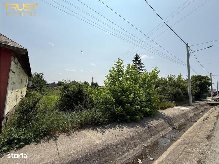 Teren de vanzare l 2500 MP l 2 Fronturi l Reteag - 1