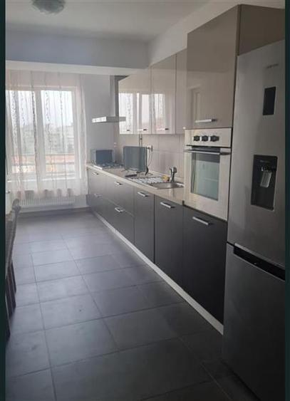 Inchiriere apartament 3 camere Modern Alba Iulia-Incity - 8