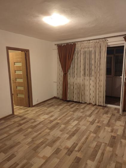 Aprtament de vanzare - 6