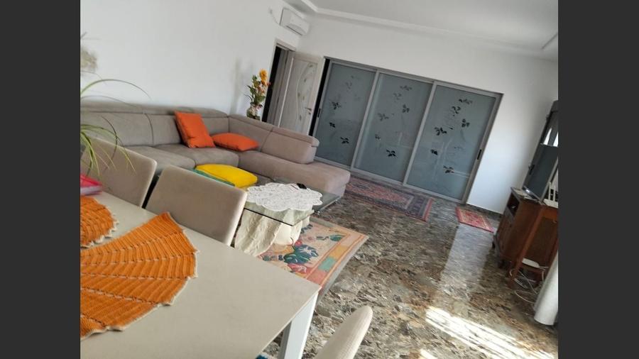 Casă Vădeni, 200m?, 4 camere, centru - 1