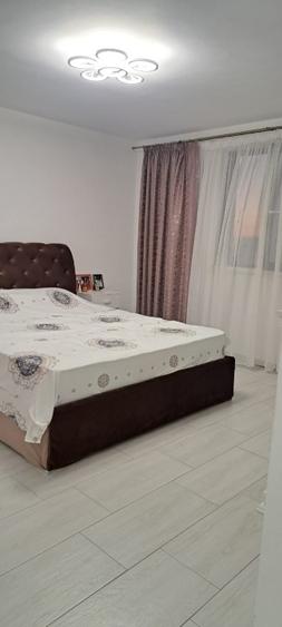 Casa de vânzare  - 8