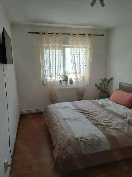 Apartament 3 camere de vanzare Zimnicea - 1