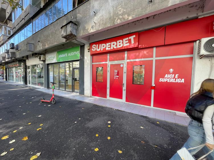 Spatiu comercial 96 mp de vanzare – vitrina 13 ml, 550.000 EUR - 1