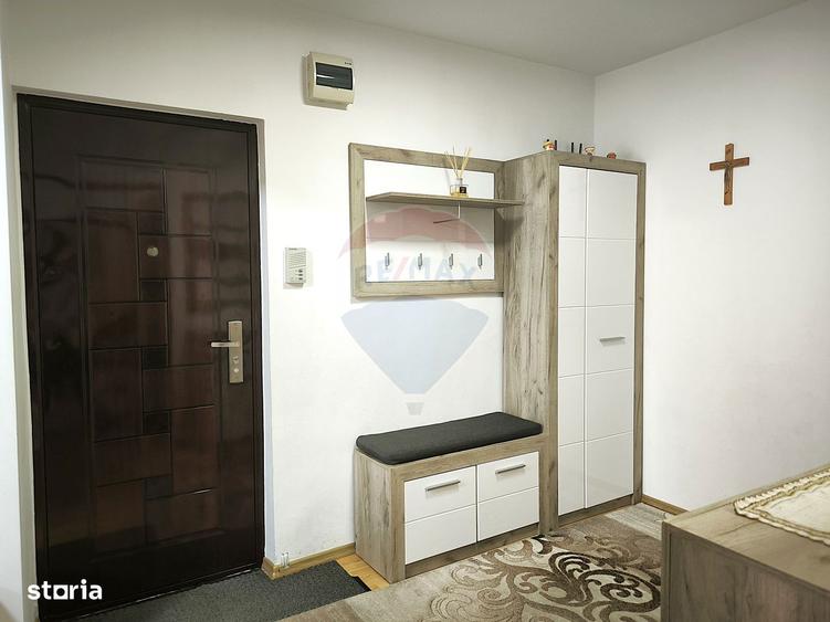 Apartament 3 camere decomandate gata de mutat | VitrometanStr. Vaslui - 12