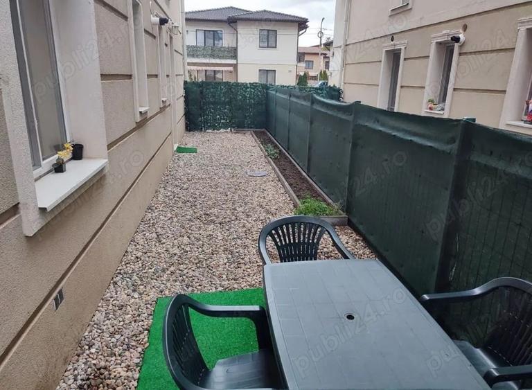 Gradina proprie. Decomandat. La asfalt. - 6