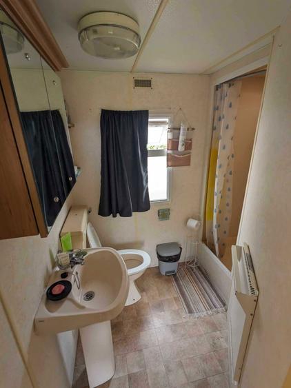 Teren intravilan+casa Vama Veche, PUZ P+2, utilitati independente - 2