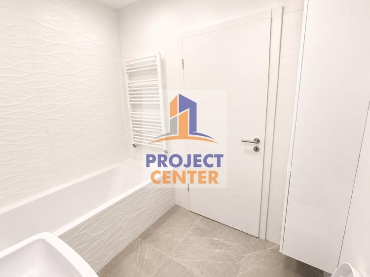 Apartament cu 3 camere decomandat, mobilat în Eremia