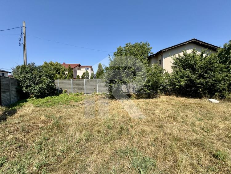 DOMNESTI , TEREN 698 MP, DESCHIDERE 17,19 MP, IMPREJMUIT CU GARD - 12
