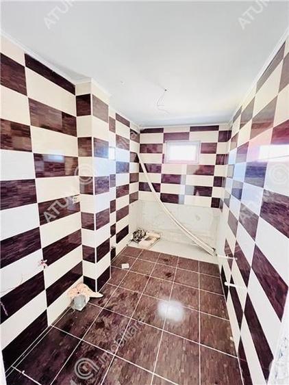 Apartament cu 4 camere 2 bai si balcon zona Rahovei din Sibiu - 8