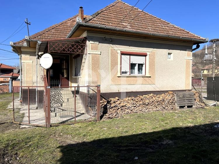 Casă + anexe gospodărești - 1400 mp teren - 0% COMISION - 5