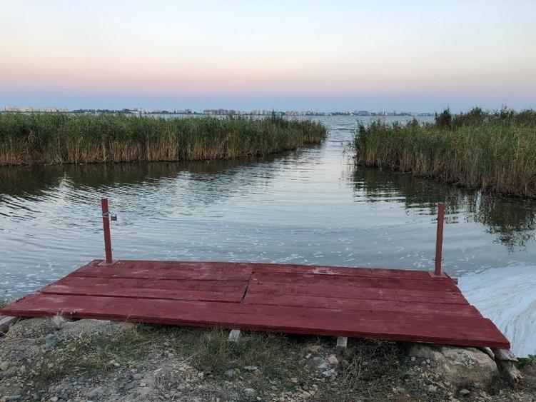 Teren pe malul lacului Siutghiol - 2