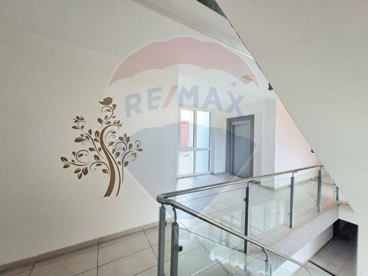 Apartament 2 camere de închiriat – Bloc Via Romana, etaj 2 - 13