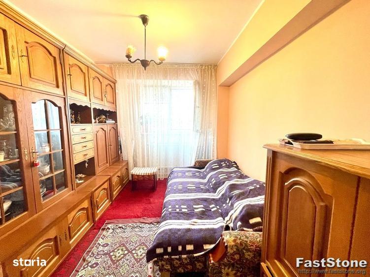 Apartament 4 camere decomandat Mazepa turn pret 100.000euro neg - 5