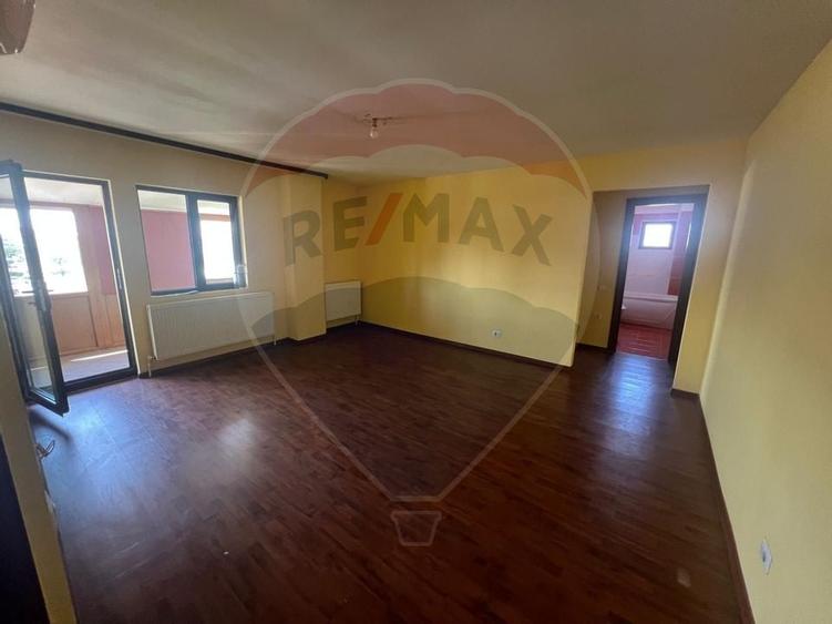 Apartament 2 camere in zona Penny str Marasesti - 2