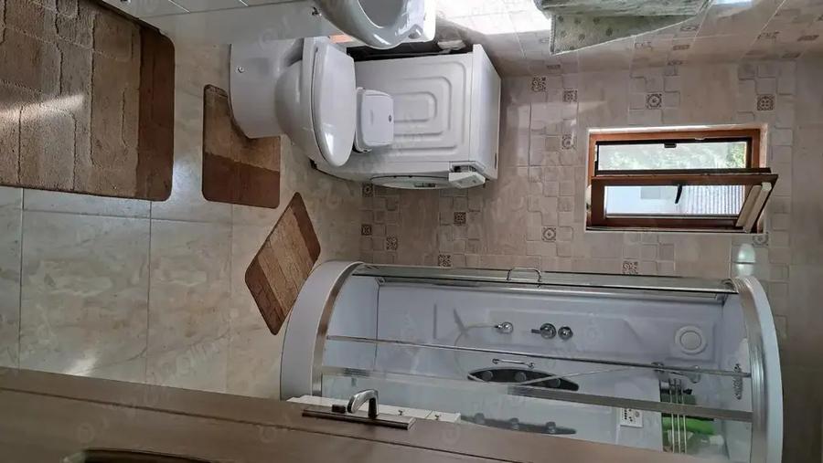 Vind casa Ceuasu de Cimpie 4 camera, living+bucatarie, bucataria mica,2 bai,2 garai,2 terasa 265.000 - 2