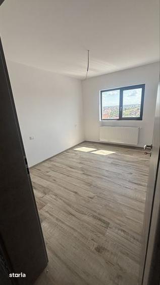 Apartament cu 2 camere în Malu Mare