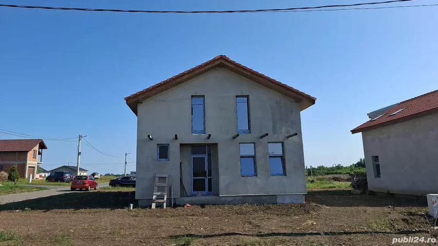 Vand casa la gri FANTANELE cartier nou - 2