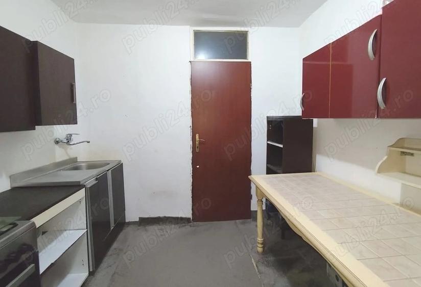 Apartament cu 2 camere decomandat în Bucur Obor