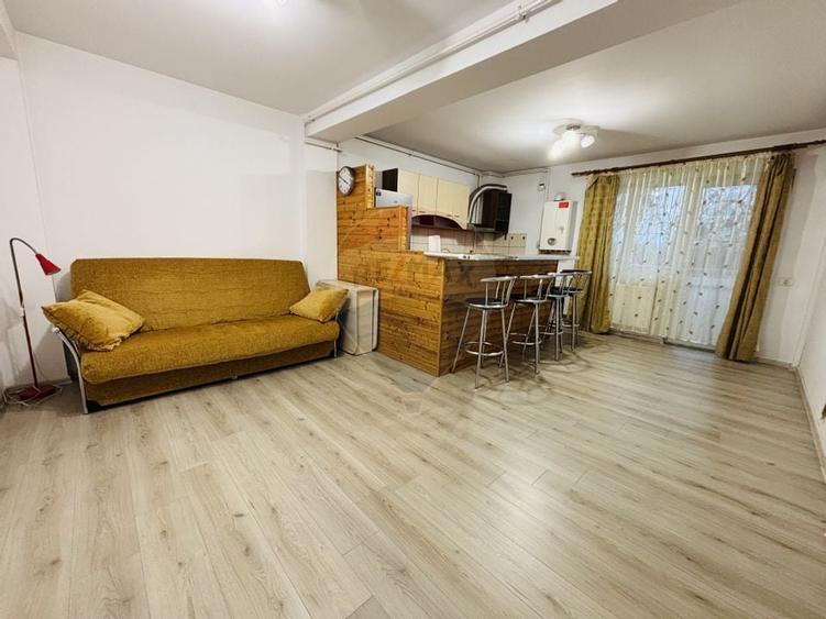 Apartament spatios de vânzare 2 camere EROILOR . VOLUNTARI A3 - 2