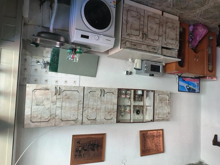 Casă cu 4 camere cu Teren 1700 Mp în Chisindia