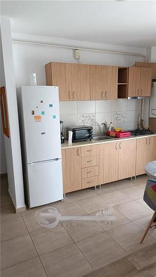 Apartament cu 2 camere semidecomandat, mobilat în Nicolina