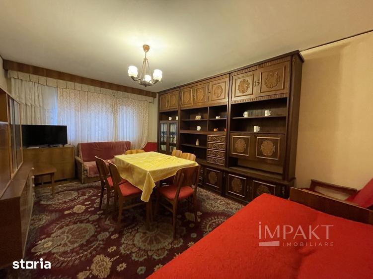 Apartament cu 4 camere decomandat în Grigorescu