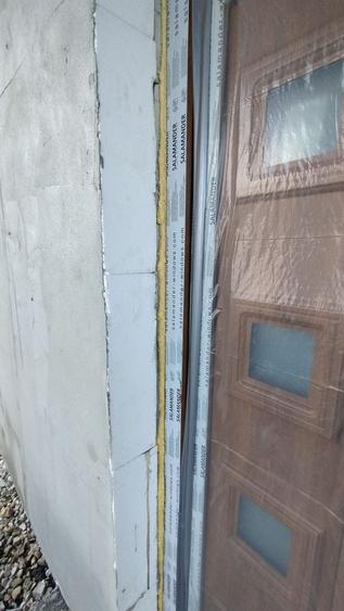 Casă individuală cu 4 camere cu Canalizare în Cumpăna