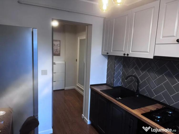 Apartament cu 2 camere semidecomandat în Central