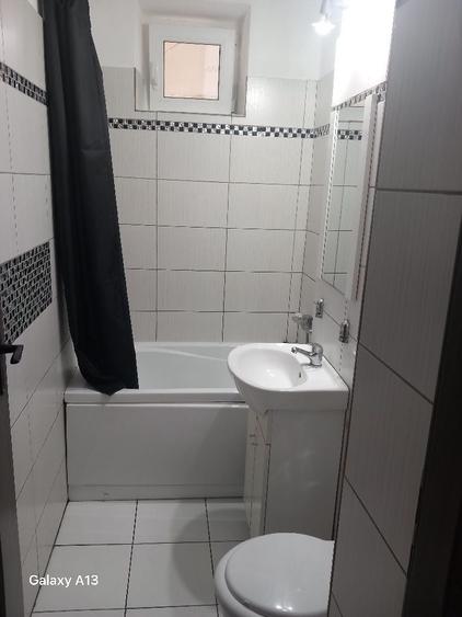 Apartament cu 2 camere nedecomandat în Cedonia