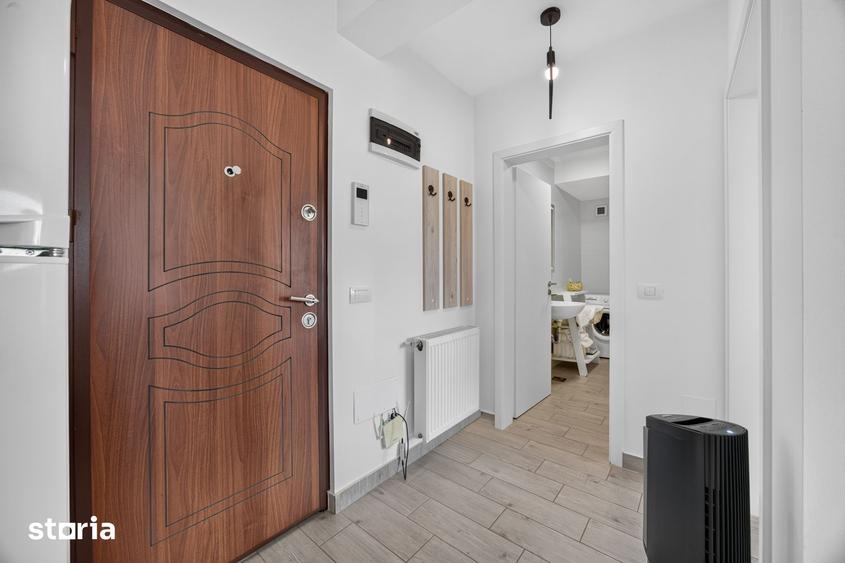 Apartament cu 2 camere, mobilat în Tractorul