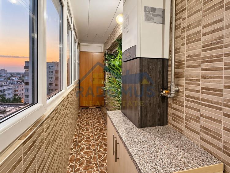 Apartament cu 3 camere decomandat, mobilat în P-ța Mihai Viteazu