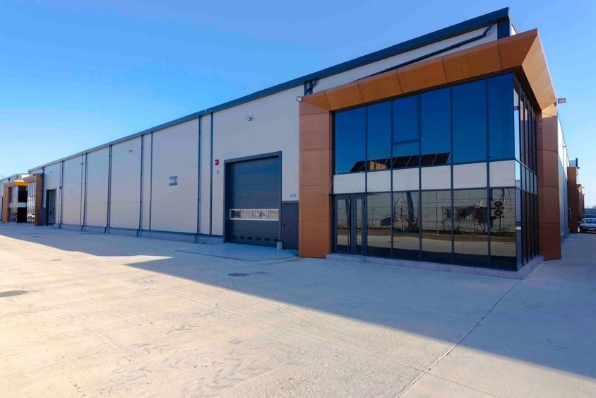 Spațiu industrial, de 469 mp, în Theodor Pallady