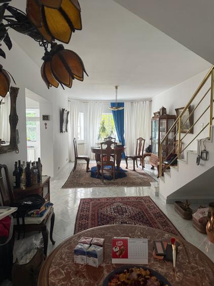 Duplex cu 7 camere cu Canalizare în Băneasa