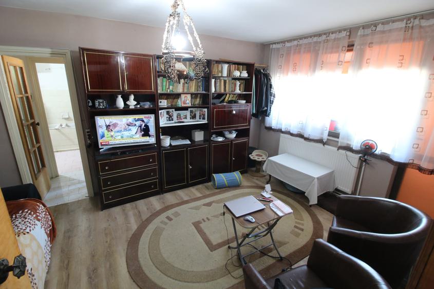 Apartament cu 2 camere semidecomandat în Țiglina 2