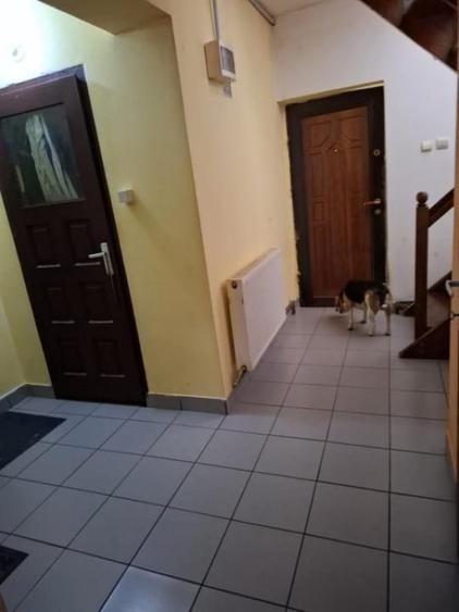 Casă cu 5 camere cu Teren 1521 Mp în Poiana