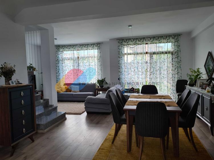 Duplex cu 4 camere cu Canalizare în Borhanci