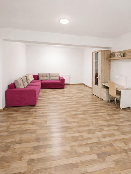 Apartament cu 2 camere semidecomandat, mobilat în Florești