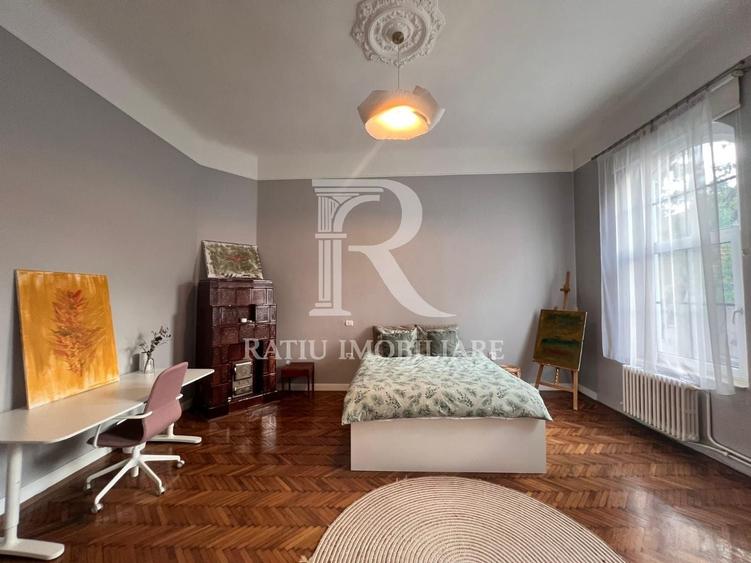 Apartament cu 3 camere decomandat, mobilat în Ultracentral