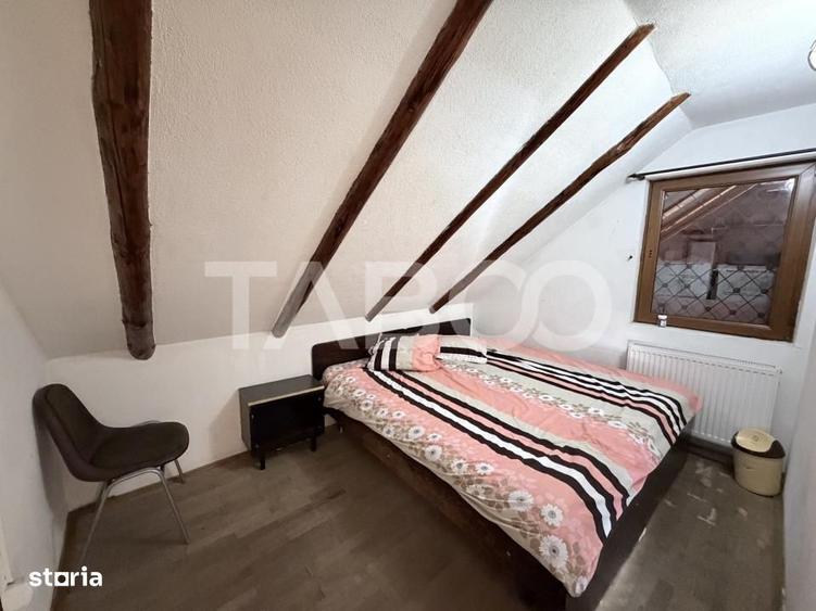 Casă cu 4 camere în Jiblea Veche