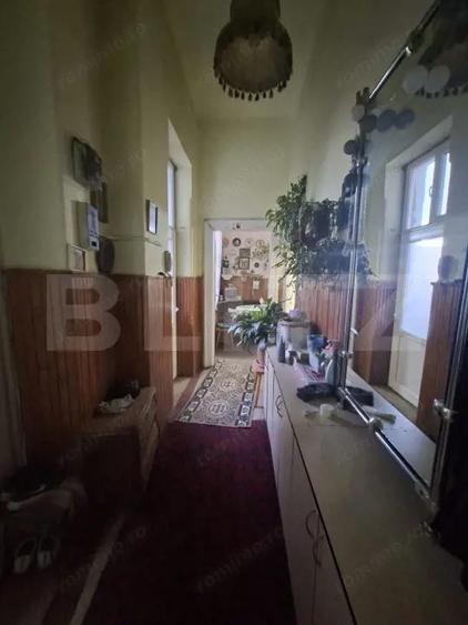 Apartament cu 4 camere semidecomandat în Ultracentral