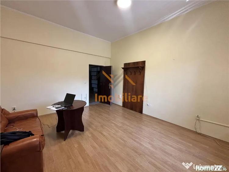 Spațiu comercial, de 48 mp, în Iosia