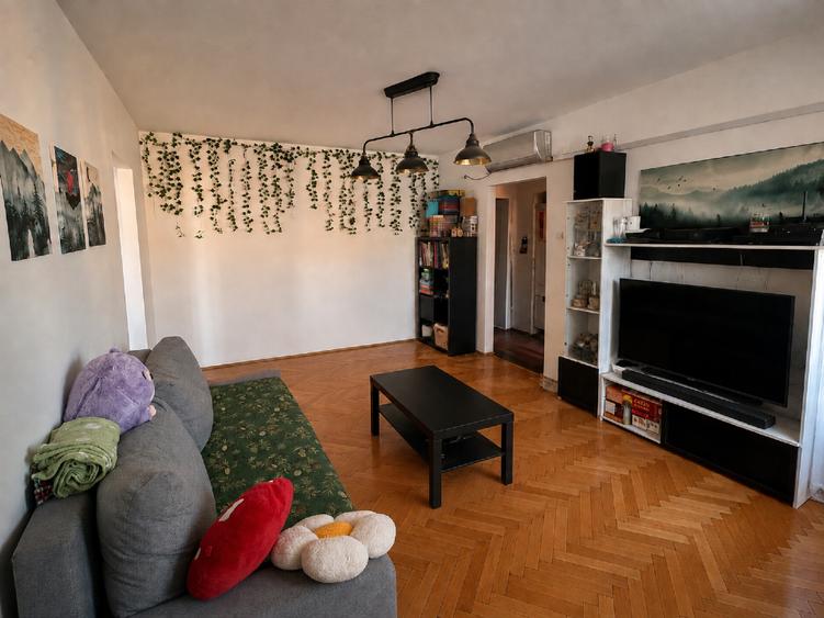 Apartament cu 2 camere semidecomandat, mobilat în Dorobanți